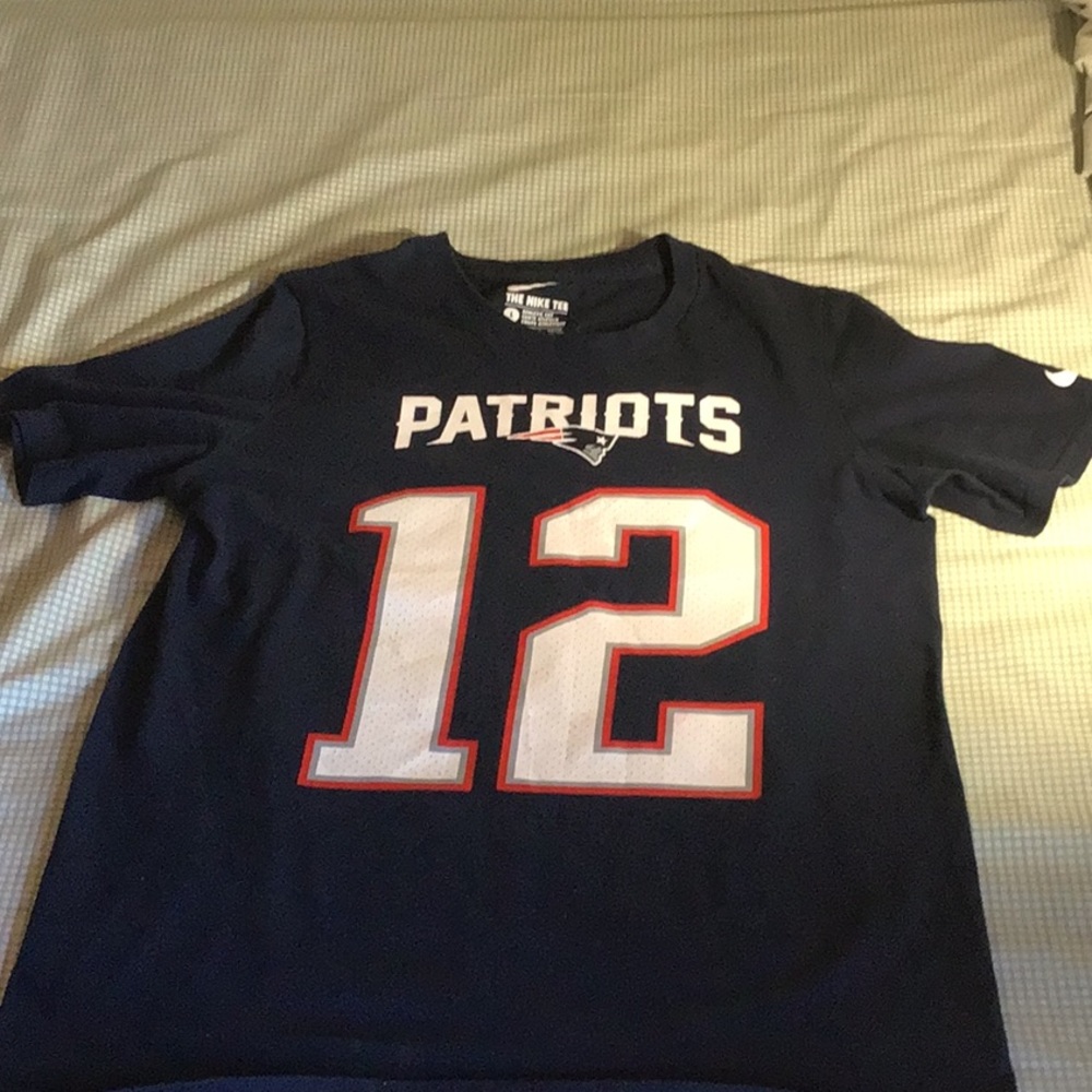 Nike patriots tee